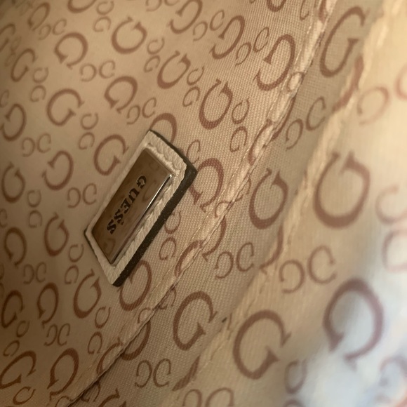 Guess Blush Pink Crossbody Chain Strap - Camera Bag - Picture 6 of 6